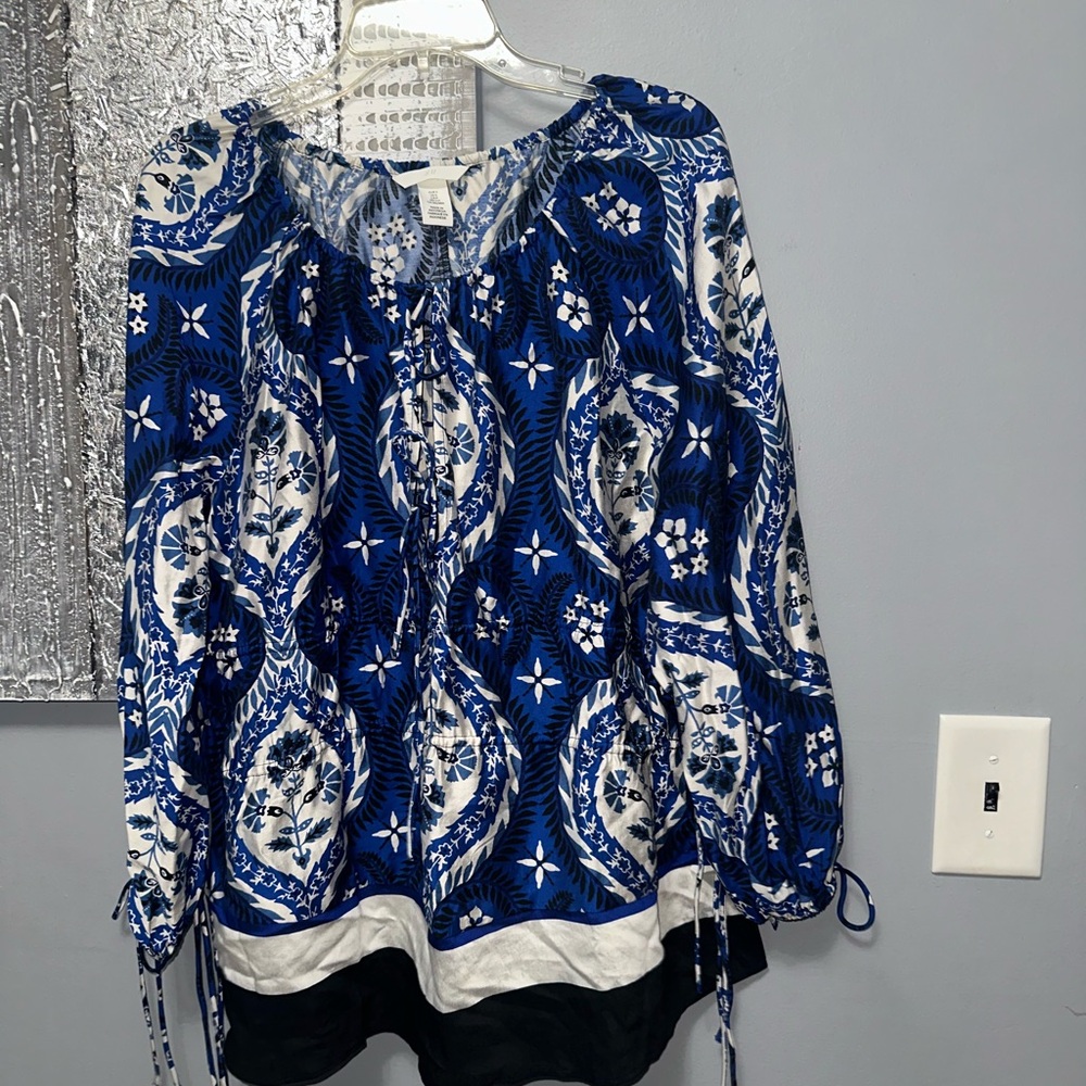 Drawstring-detail blouse